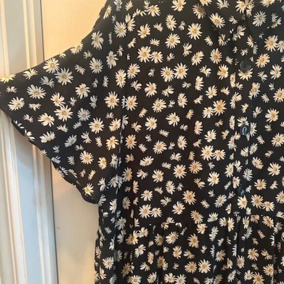 Zara Tiered Daisy Dress in Crepe - XL - Picture 2 of 6